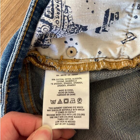 Pilcro Anthropologie Slim Straight Jean Size 26 Mid Rise Raw Hem Stretch Raw Hem - Picture 4 of 7